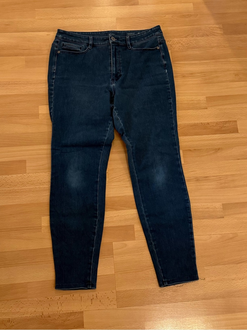 Dark Blue Women's Denim Jeans 5 pocket jeggings